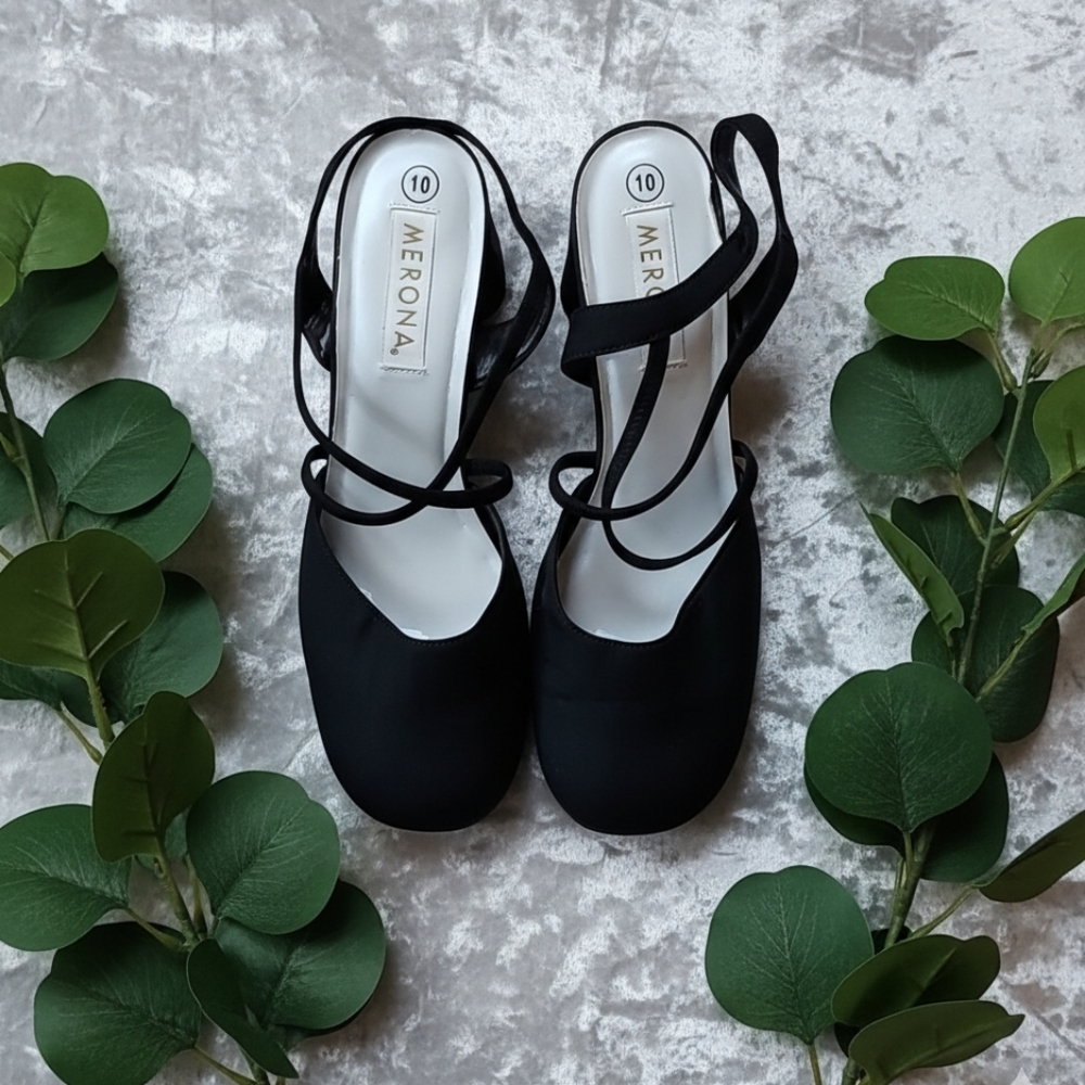 Shoes - Picture 16 of 16